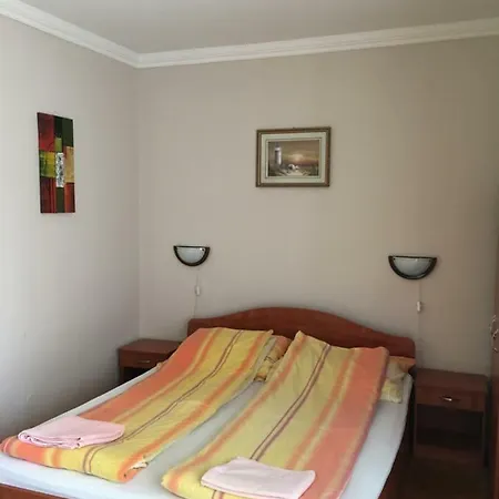 Melinda Apartman * ハイデゥソボスロー